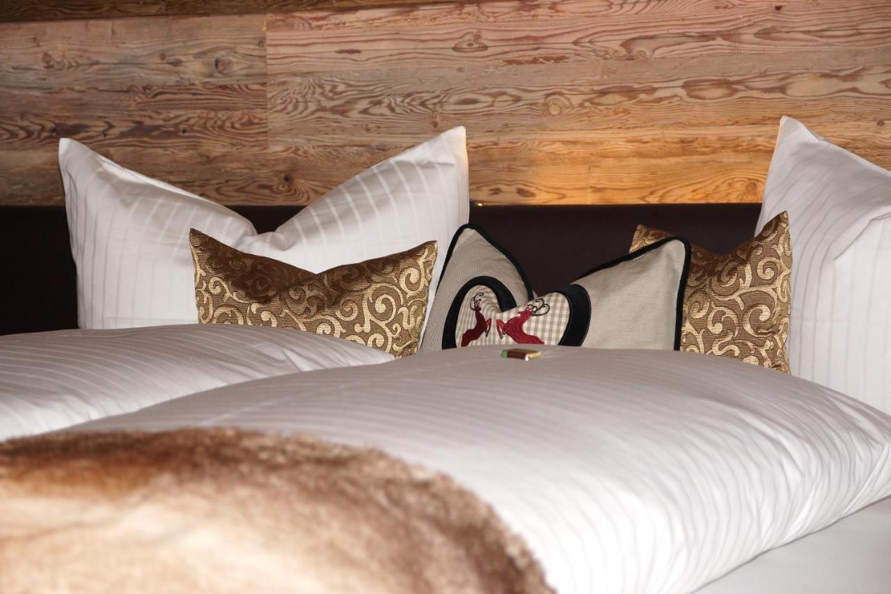 Pete Alpine Boutique Hotel - Klein Und Fein - Private Spa Suiten Und Zimmer ซังคท์อันทอนอัมอาร์ลแบร์ก ห้อง รูปภาพ